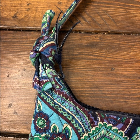 Vera Bradley Blue Rhapsody Floral Print Hand Bag Retired Pattern - Picture 3 of 9
